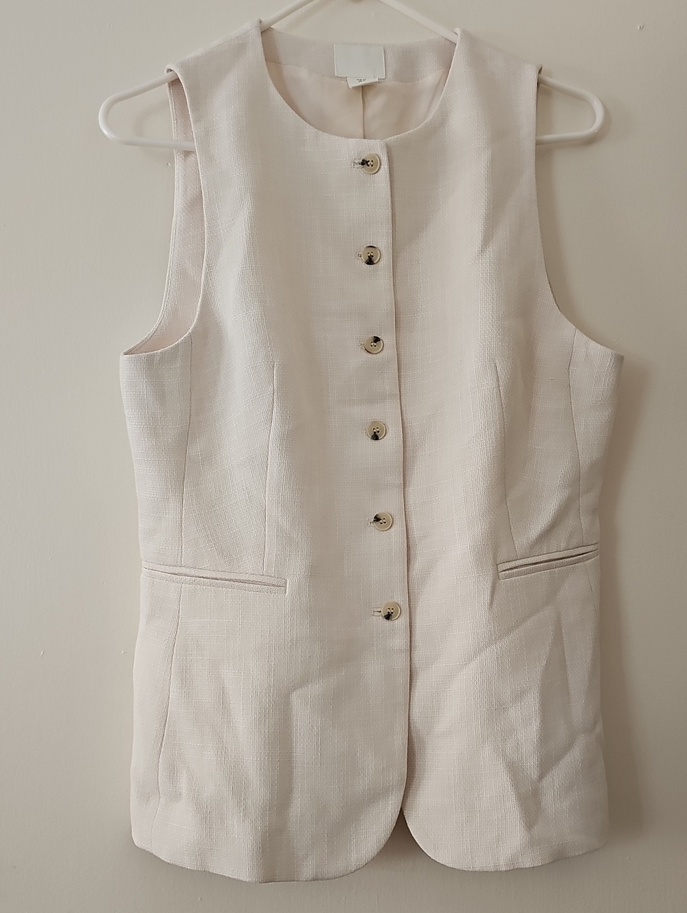 NWOT H&M New Cream Button-Front Sleeveless Vest